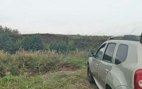 Renault Duster I рестайлинг, 2014 год, 920 000 рублей, 2 фотография