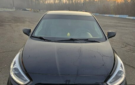 Hyundai Solaris II рестайлинг, 2013 год, 720 000 рублей, 4 фотография