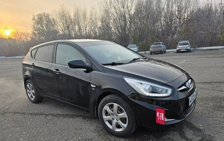 Hyundai Solaris II рестайлинг, 2013 год, 720 000 рублей, 10 фотография