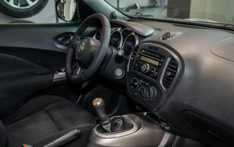 Nissan Juke II, 2012 год, 865 000 рублей, 17 фотография