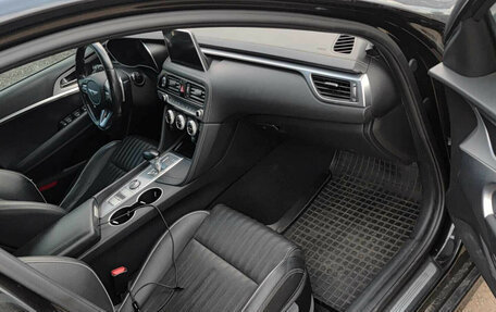 Genesis G70 I, 2019 год, 1 724 000 рублей, 13 фотография