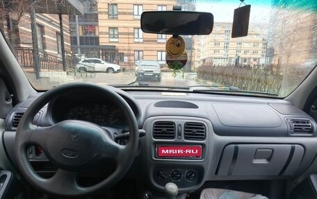 Renault Clio III, 2002 год, 145 000 рублей, 6 фотография