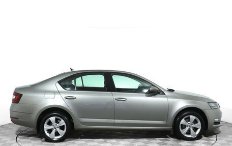 Skoda Octavia, 2017 год, 1 810 000 рублей, 4 фотография