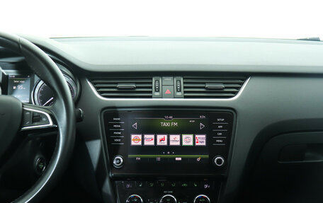 Skoda Octavia, 2017 год, 1 810 000 рублей, 14 фотография