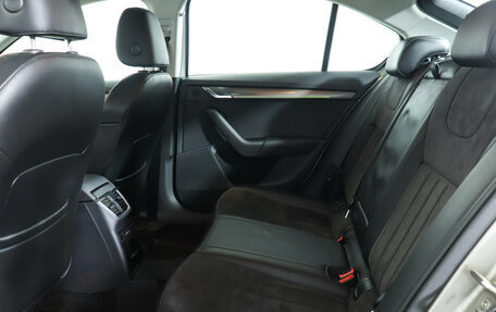 Skoda Octavia, 2017 год, 1 810 000 рублей, 10 фотография