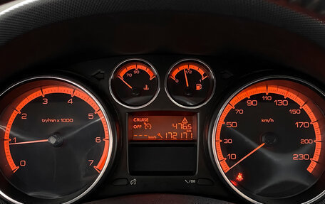 Peugeot 408 I рестайлинг, 2017 год, 869 000 рублей, 15 фотография