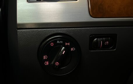 Volkswagen Touareg III, 2007 год, 1 100 000 рублей, 17 фотография