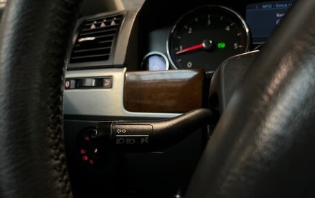 Volkswagen Touareg III, 2007 год, 1 100 000 рублей, 21 фотография