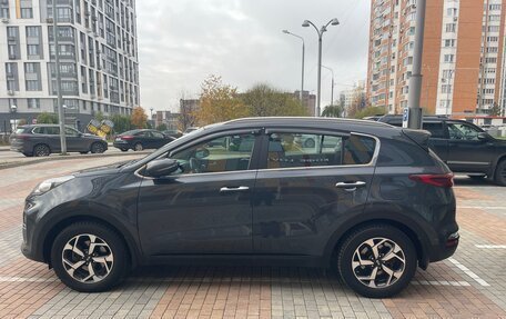 KIA Sportage IV рестайлинг, 2021 год, 2 790 000 рублей, 2 фотография