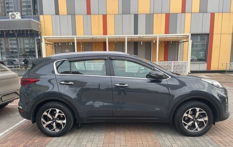 KIA Sportage IV рестайлинг, 2021 год, 2 790 000 рублей, 6 фотография