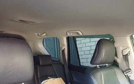 Toyota Land Cruiser Prado 150 рестайлинг 2, 2010 год, 3 000 000 рублей, 7 фотография