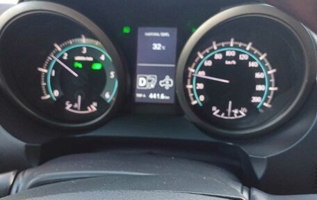 Toyota Land Cruiser Prado 150 рестайлинг 2, 2010 год, 3 000 000 рублей, 8 фотография