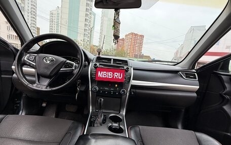 Toyota Camry, 2015 год, 1 580 000 рублей, 8 фотография