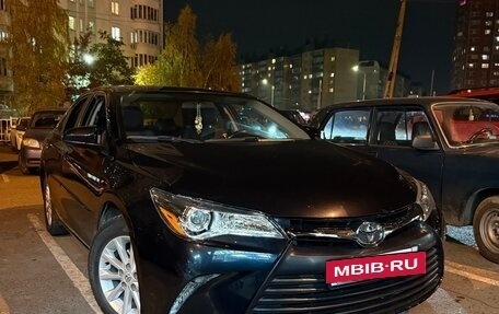 Toyota Camry, 2015 год, 1 580 000 рублей, 2 фотография