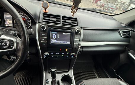 Toyota Camry, 2015 год, 1 580 000 рублей, 11 фотография