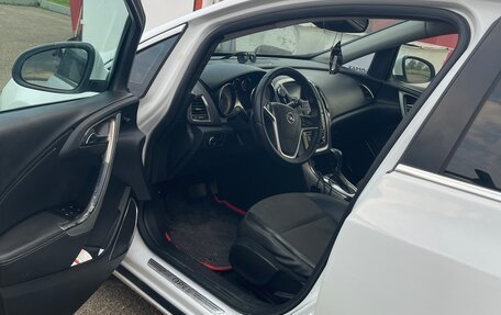 Opel Astra J, 2011 год, 750 000 рублей, 11 фотография