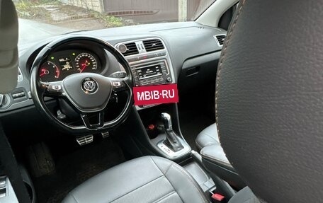 Volkswagen Polo VI (EU Market), 2016 год, 1 190 000 рублей, 2 фотография