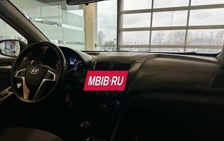 Hyundai Solaris II рестайлинг, 2011 год, 765 000 рублей, 9 фотография