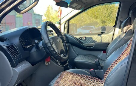Hyundai H-1 II рестайлинг, 2012 год, 1 600 000 рублей, 9 фотография