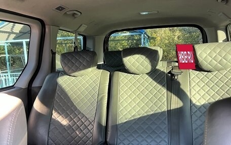 Hyundai H-1 II рестайлинг, 2012 год, 1 600 000 рублей, 14 фотография