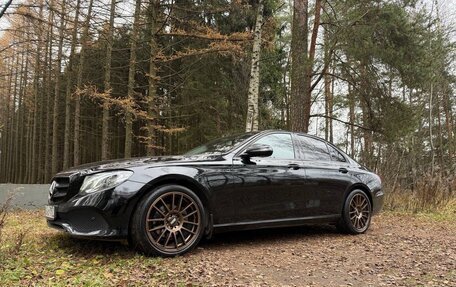 Mercedes-Benz E-Класс, 2016 год, 2 300 000 рублей, 6 фотография