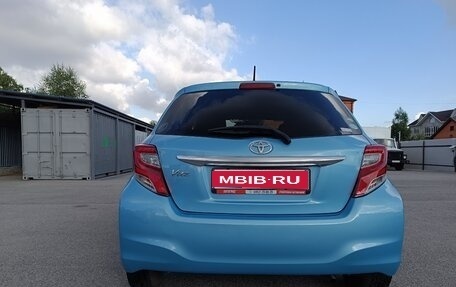 Toyota Vitz, 2015 год, 1 300 000 рублей, 1 фотография
