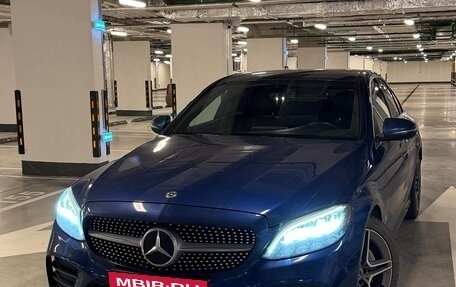 Mercedes-Benz C-Класс, 2018 год, 2 950 000 рублей, 4 фотография