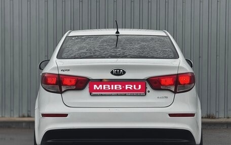 KIA Rio III рестайлинг, 2015 год, 795 000 рублей, 10 фотография