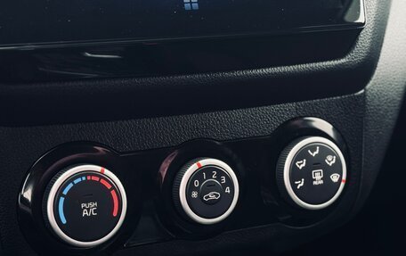 KIA Rio III рестайлинг, 2015 год, 795 000 рублей, 15 фотография