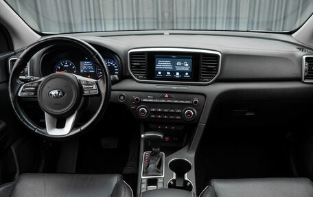 KIA Sportage IV рестайлинг, 2018 год, 2 590 000 рублей, 10 фотография