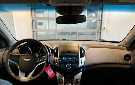 Chevrolet Cruze II, 2014 год, 803 000 рублей, 9 фотография