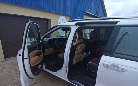 KIA Carnival, 2020 год, 4 500 000 рублей, 6 фотография