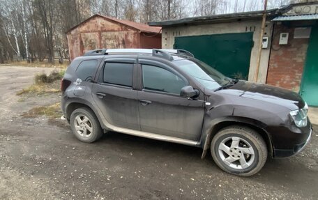 Renault Duster I рестайлинг, 2015 год, 900 000 рублей, 2 фотография