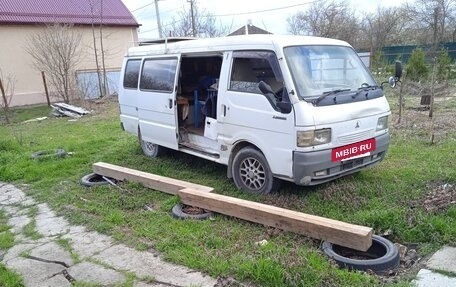 Mitsubishi Delica IV, 2003 год, 530 000 рублей, 3 фотография
