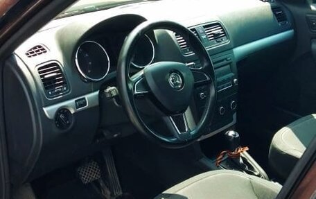 Skoda Yeti I рестайлинг, 2014 год, 950 000 рублей, 12 фотография