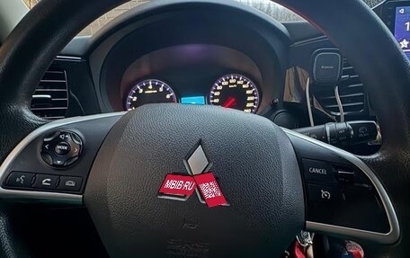 Mitsubishi Outlander III рестайлинг 3, 2013 год, 1 550 000 рублей, 7 фотография