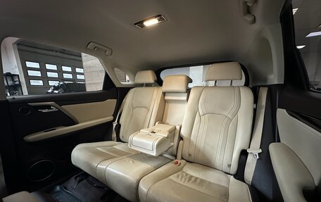 Lexus RX IV рестайлинг, 2016 год, 2 890 000 рублей, 7 фотография