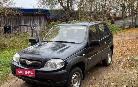 Chevrolet Niva I рестайлинг, 2012 год, 580 000 рублей, 9 фотография