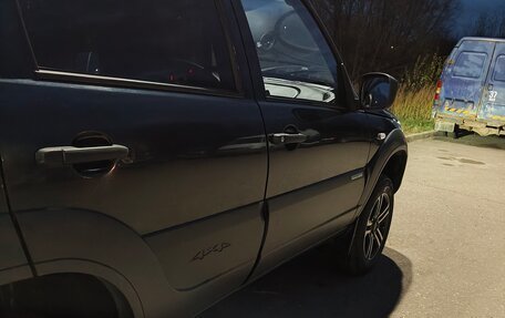 Chevrolet Niva I рестайлинг, 2013 год, 550 000 рублей, 17 фотография