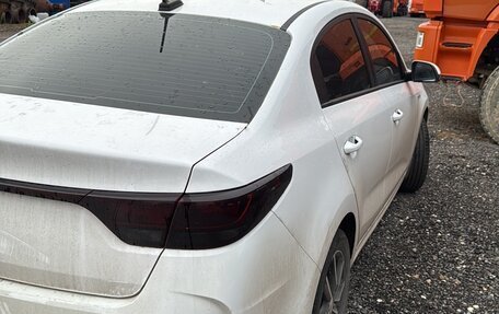 KIA Rio IV, 2021 год, 1 450 000 рублей, 3 фотография