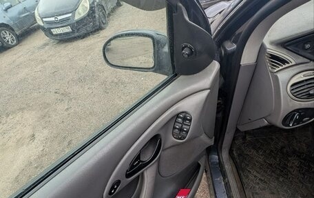 Ford Focus IV, 2000 год, 125 000 рублей, 7 фотография