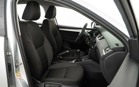 Skoda Octavia, 2017 год, 1 987 952 рублей, 8 фотография