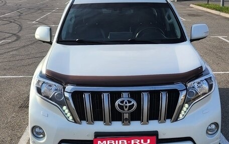 Toyota Land Cruiser Prado 150 рестайлинг 2, 2013 год, 3 699 000 рублей, 1 фотография