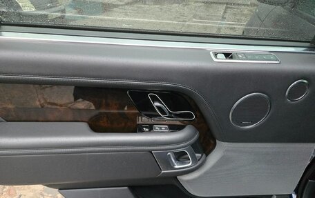 Land Rover Range Rover IV рестайлинг, 2020 год, 10 900 000 рублей, 20 фотография
