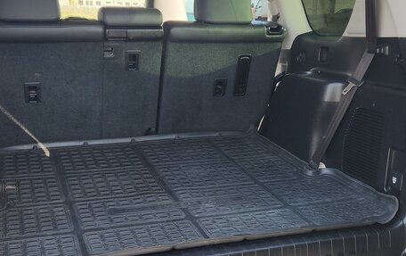 Toyota Land Cruiser Prado 150 рестайлинг 2, 2013 год, 3 699 000 рублей, 9 фотография