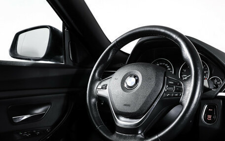 BMW 3 серия, 2017 год, 2 629 000 рублей, 13 фотография