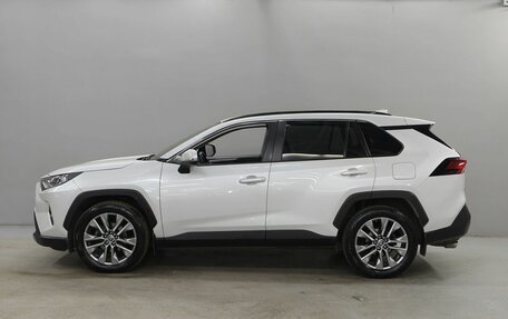 Toyota RAV4, 2021 год, 2 805 000 рублей, 8 фотография