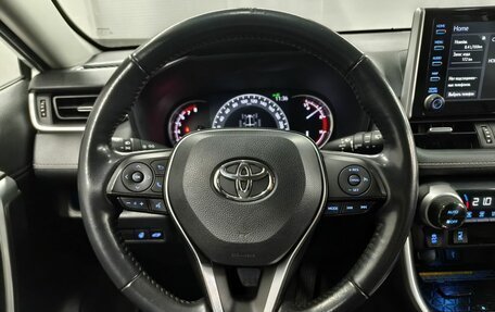 Toyota RAV4, 2021 год, 2 805 000 рублей, 14 фотография