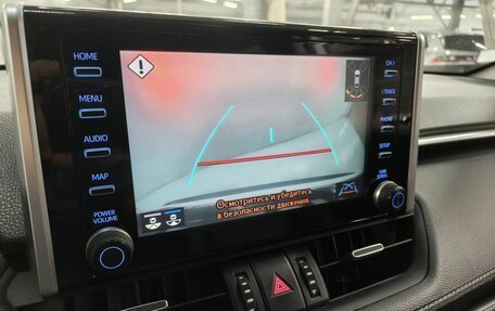 Toyota RAV4, 2021 год, 2 805 000 рублей, 15 фотография