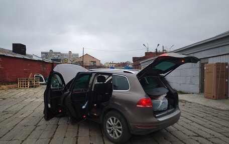 Volkswagen Touareg III, 2010 год, 1 600 000 рублей, 9 фотография